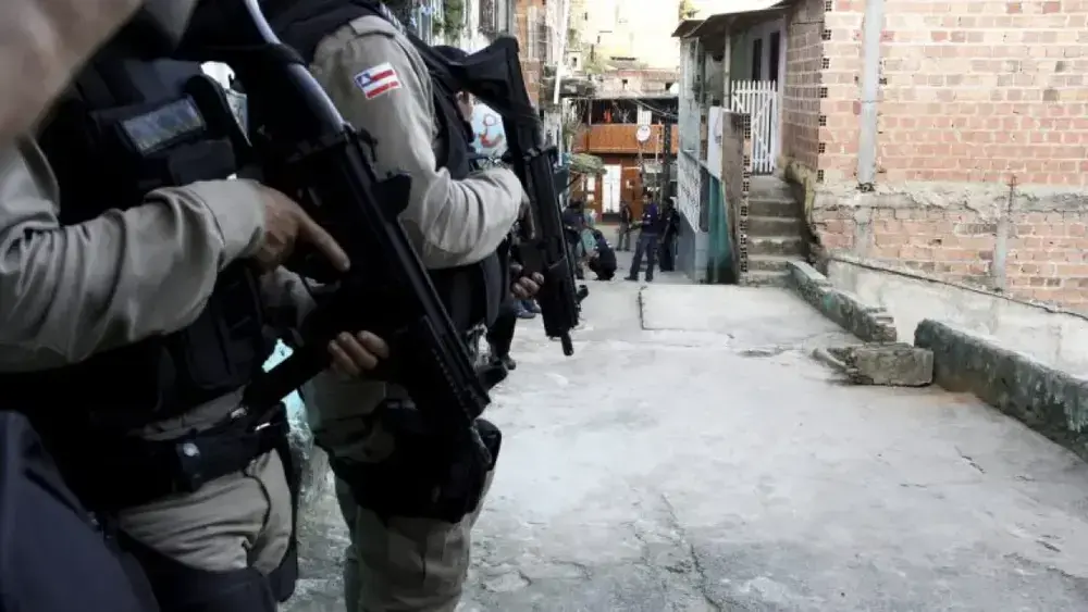 Câmara aprova pacote anticrime com penas mais duras para facções e crimes sexuais