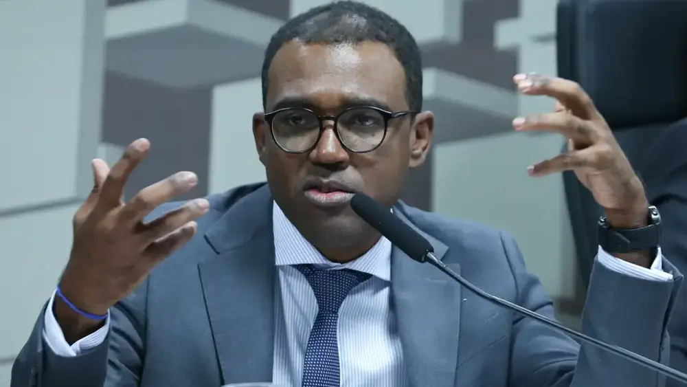 Diretor do BC relata à PF temor de vazamentos na liquidação do Master