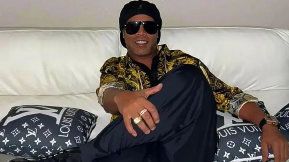 Músicas de Ronaldinho Gaúcho disparam 162% no Spotify na Copa