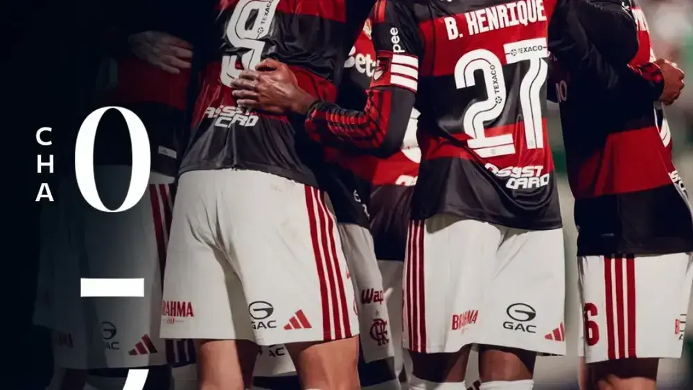 Pedro brilha, Flamengo goleia Chapecoense e mantém pressão no Palmeiras