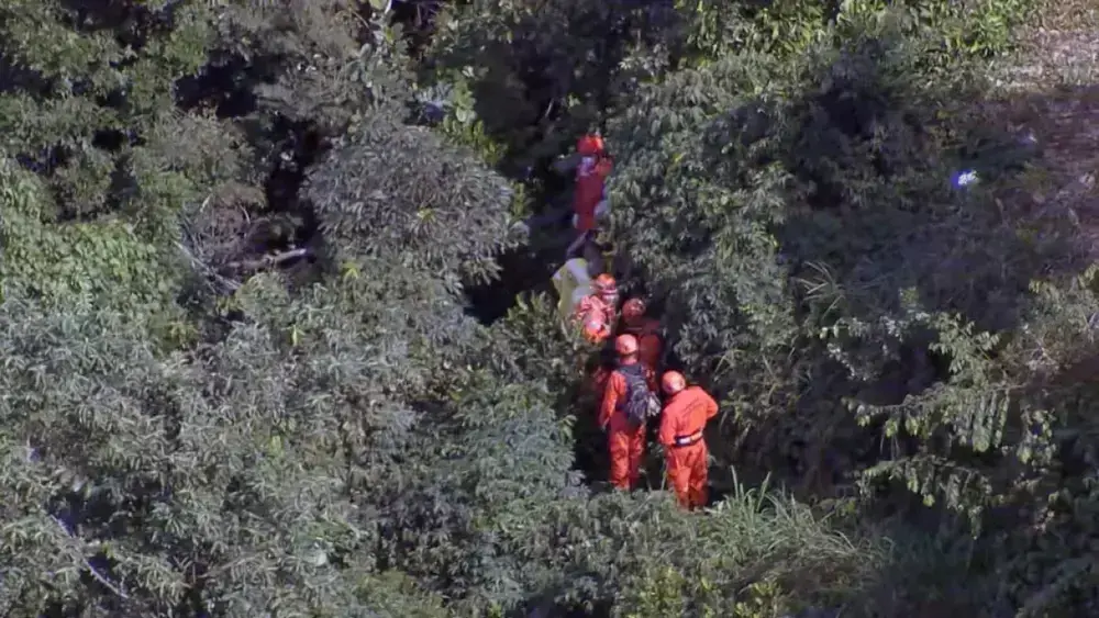 Queda de helicóptero no Rio mata 4, incluindo 3 turistas colombianas