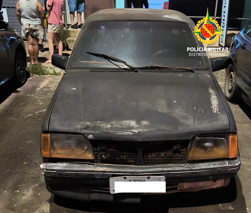 Homem preso por tentar furtar carro com guincho no Núcleo Bandeirante